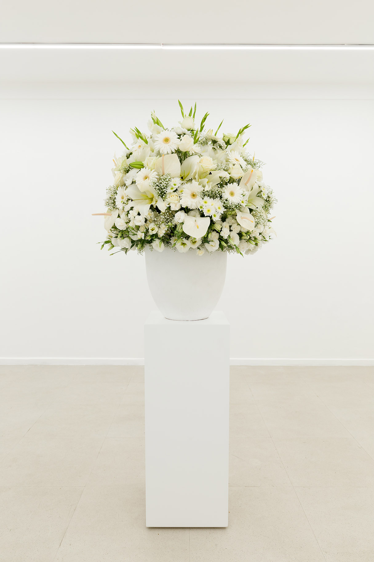 Willem de Rooij, Bouquet IX, 2012, Image courtesy of the Delgosha Gallery & the artist